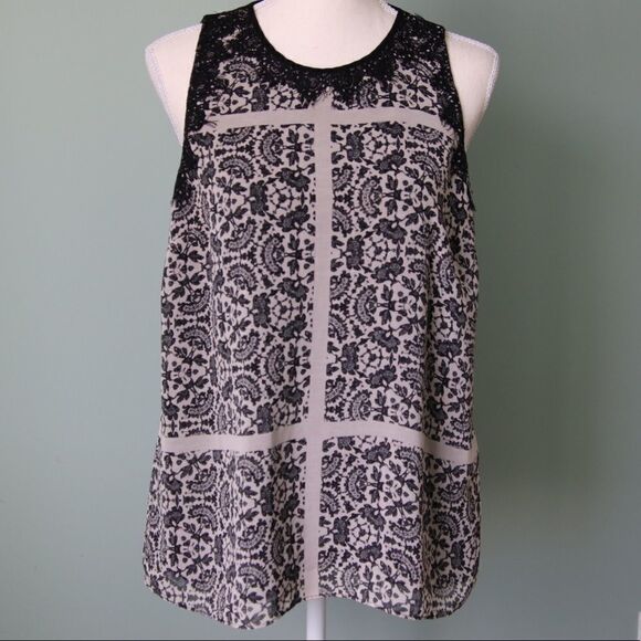 Adrianna Papell Sleeveless Lace Detailed Top Size Medium - Picture 3 of 8